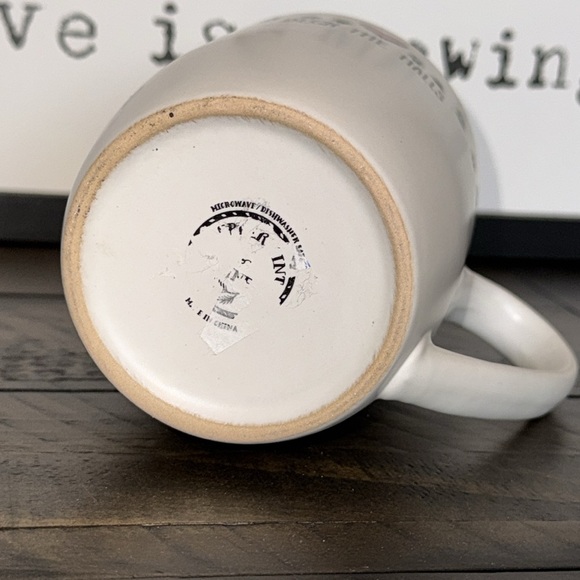 Peppermint & Pine Deck The Halls Christmas Mug Cup Embossed Christmas Tree Heart - Picture 7 of 8